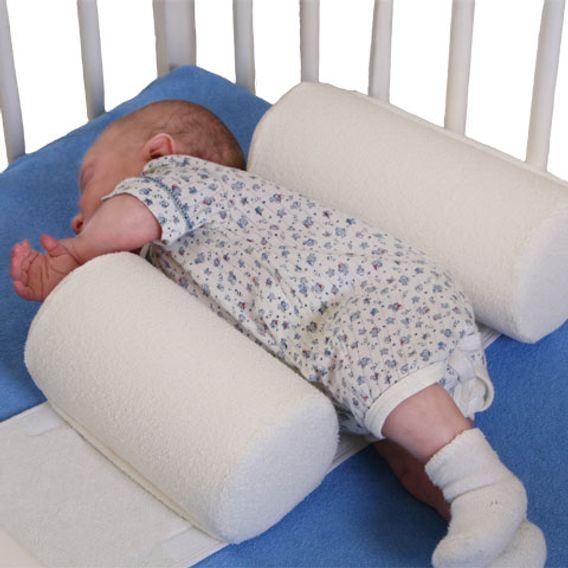 Polohovací válečky pro kojence