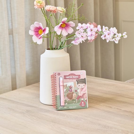 Little Dutch Kniha kouzlení s vodou Rosa Fairy Garden