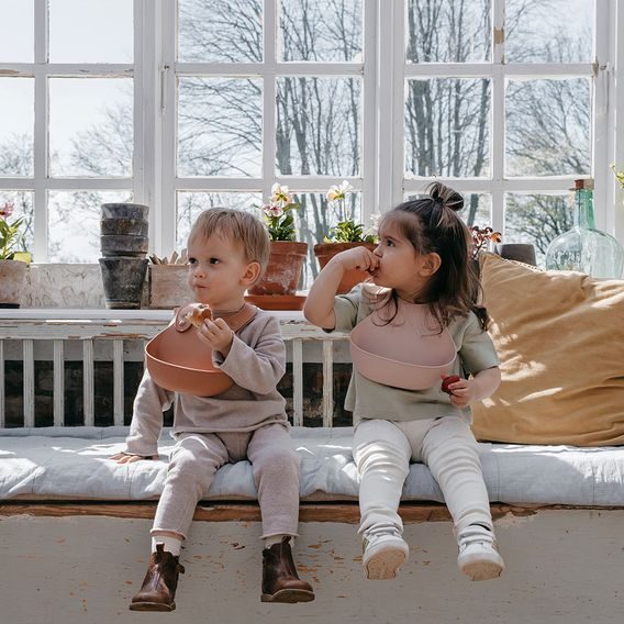 BIBS Silikonový bryndák BLUSH