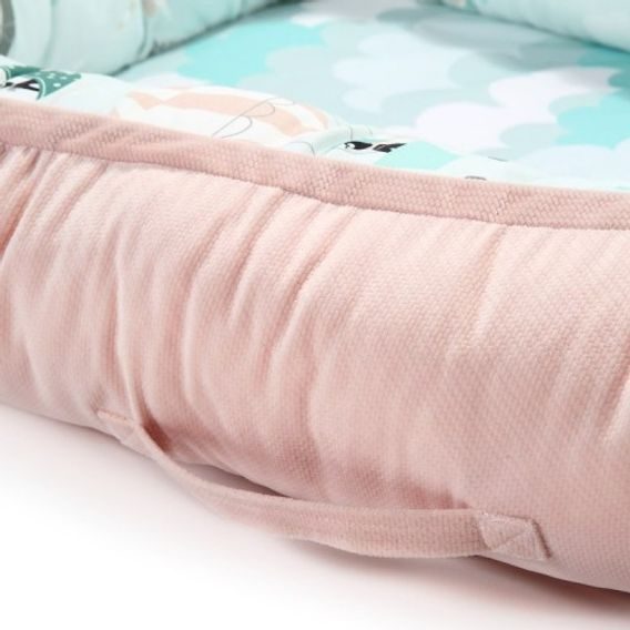 La Millou Hnízdo pro miminko Velvet Baby Nest - MISS CLOUDY & POWDER PINK