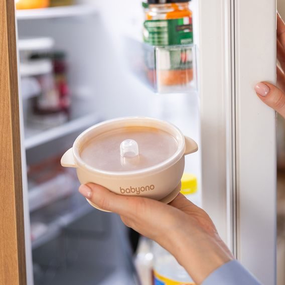 BabyOno Silikonová miska s přísavkou a víčkem BÉŽOVÁ