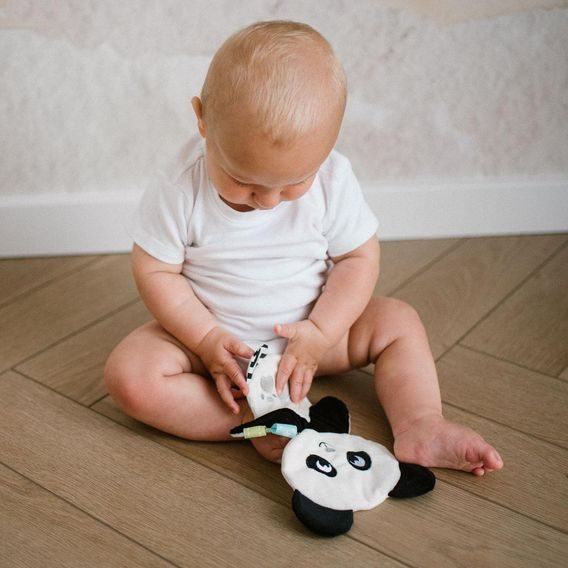 BabyOno Šustící mazlík PANDA POLLY