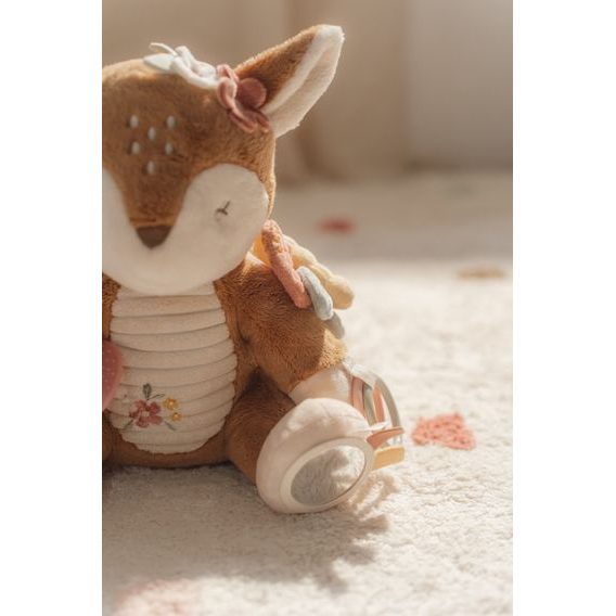 Little Dutch Plyšová srnka s aktivitami Fairy Garden