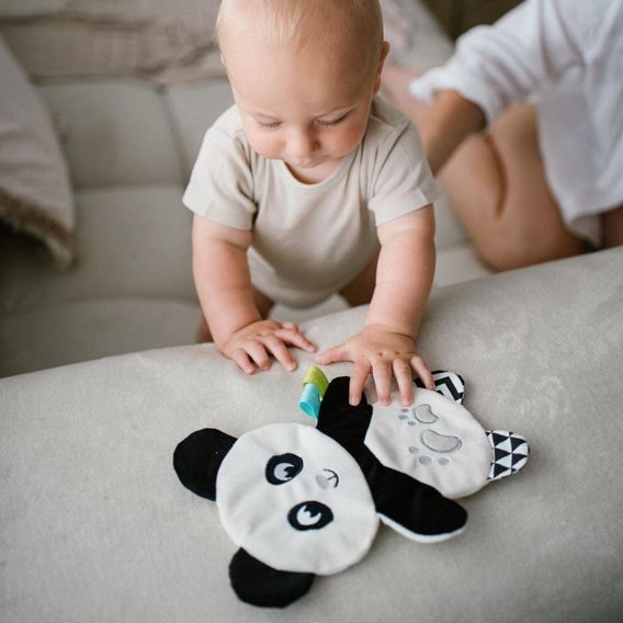 BabyOno Šustící mazlík PANDA POLLY