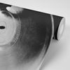 Samolepiaca fototapeta detail starobylého gramofónu v čiernobielom prevedení
