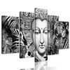5-dielny obraz Budha v tropickej džungli v čiernobielom prevedení
