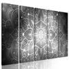 5-dielny obraz Mandala s vesmírnym pozadím v čiernobielom prevedení