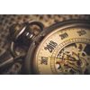 Neobyčajná fototapeta zlaté vreckové hodinky
