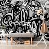 Tapeta štýlové graffiti v šedom prevedení