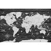 Obraz historická mapa sveta na drevenom pozadí v čiernobielom prevedení