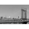 Samolepiaca fototapeta jedinečný Manhattan Bridge v čiernobielom prevedení