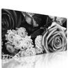 Obraz nádherná sviatočná kytica v čiernobielom prevedení