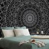 Tapeta nádherne prepracovaná Mandala v čiernobielom prevedení