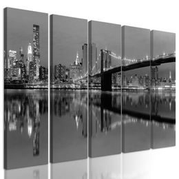 5-dielny obraz krása nočného Manhattanu v čiernobielom prevedení