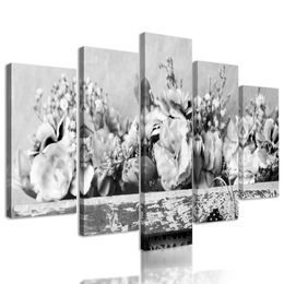 5-dielny obraz kvety karafiátu a srdiečko v čiernobielom prevedení