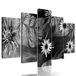 5-dielny obraz nádherné kvety s tajomným pozadím v čiernobielom prevedení