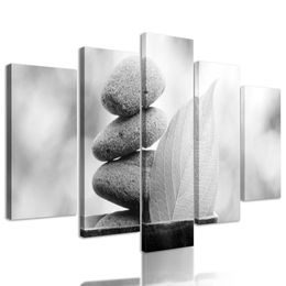 5-dielny obraz Zen kamene v prirode v čiernobielom prevedení