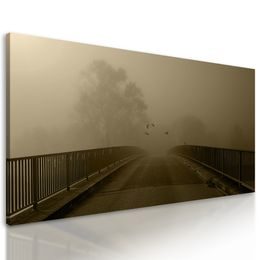Obraz most zahalený hmlou v sépiovom prevedení