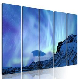 5-dielny obraz okuzľujúca polárna žiara nad krajinou