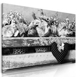Obraz kvety karafiátu a srdiečko v čiernobielom prevedení