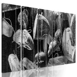 5-dielny obraz visiace pečivo v čiernobielom prevedení