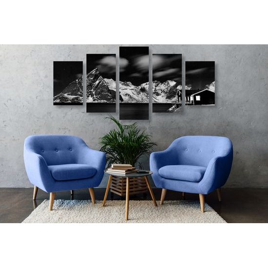 5-dielny obraz krásne Norsko v čiernobielom prevedení