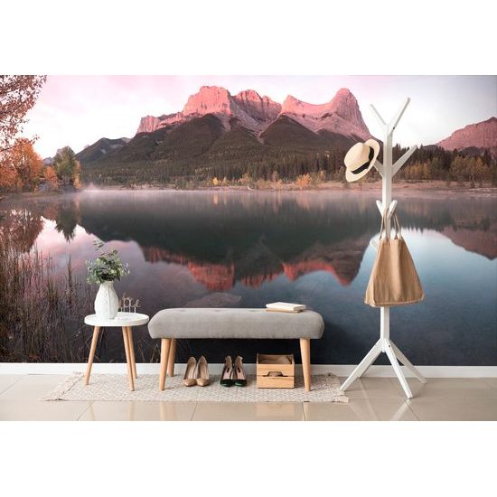 Fototapeta západ slnka pri jazere v Dolomitoch