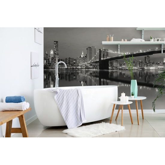 Samolepiaca fototapeta čiernobiely most vo večernom Manhattane
