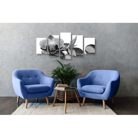 5-dielny obraz ploské wellness kamene v čiernobielom prevedení