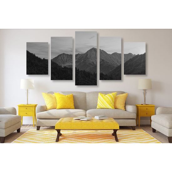5-dielny obraz krása horského štítu v čiernobielom prevedení