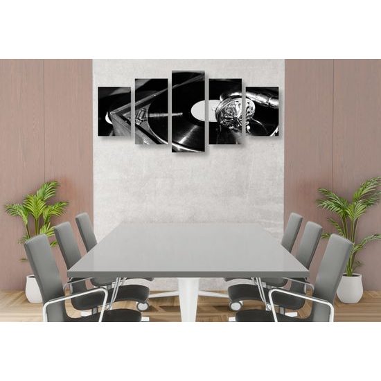 5-dielny obraz krása vinylovej platne v čiernobielom prevedení