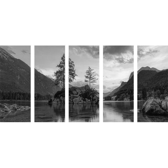 5-dielny obraz jazero obklopené horami v čiernobielom prevedení