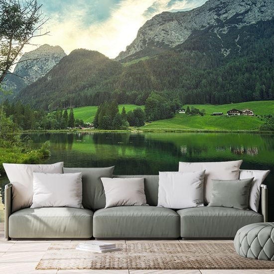 Samolepiaca fototapeta chaty ukryté v horách