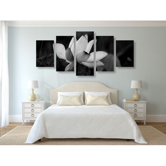 5-dielny obraz nádherny kvet v čiernobielom prevedení