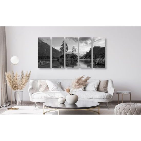 5-dielny obraz jazero obklopené horami v čiernobielom prevedení