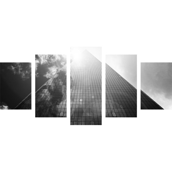 5-dielny obraz krása modernej architektúry v čiernobielom prevedení