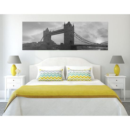 Obraz západ slnka nad kúzelným Londýnom v čiernobielom prevedení