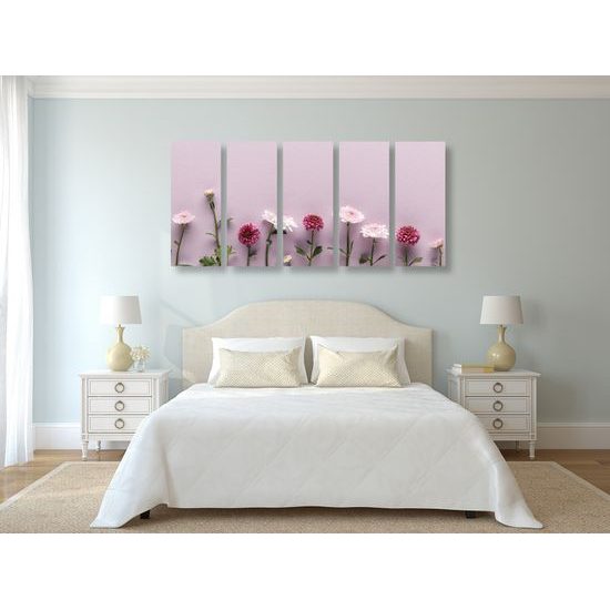 5-dielny obraz romantické kvetiny na staroružovom pozadí