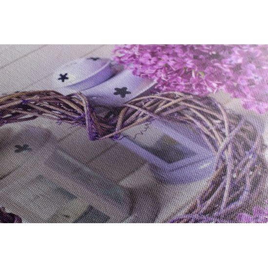 Obraz fialový orgován v romantickom prevedení