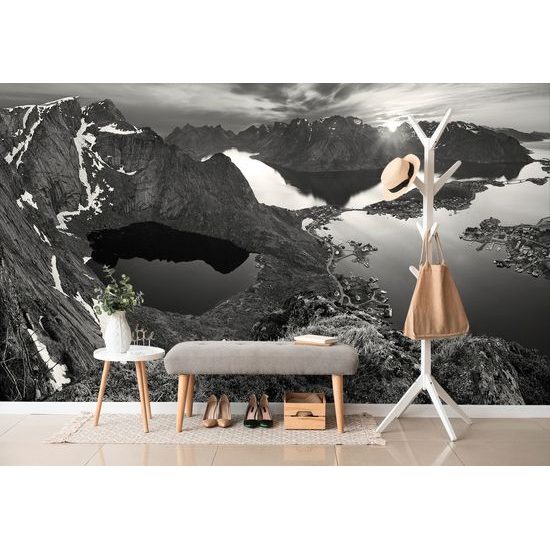Samolepiaca fototapeta čiernobiely pohľad na veľkolepú horskú krajinu