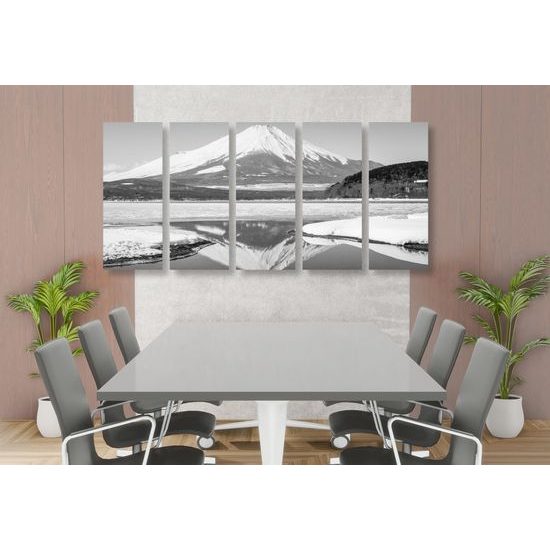 5-dielny obraz krása Japonskej prírody v čiernobielom prevedení