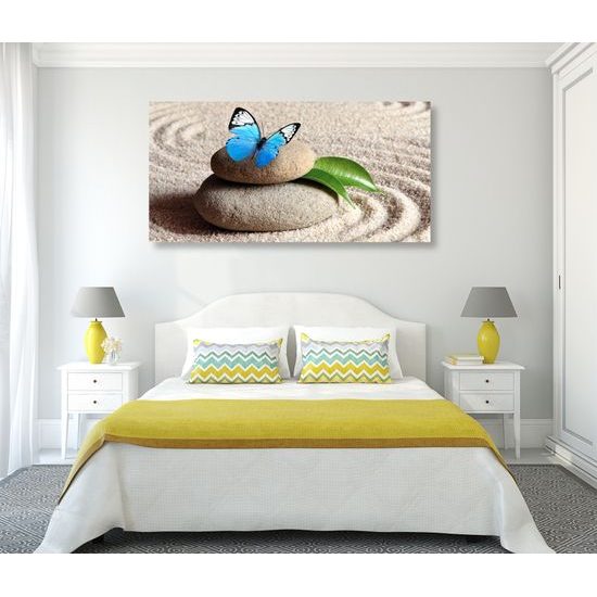 Obraz nádherný motýľ vo wellness zátiší