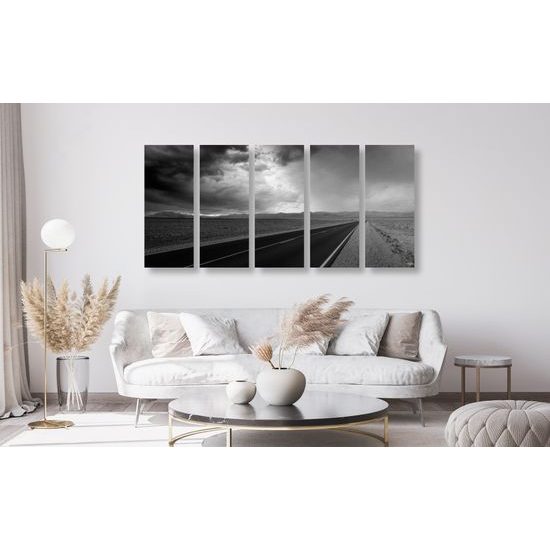 5-dielny obraz nekonečná cesta púšťou v čiernobielom prevedení