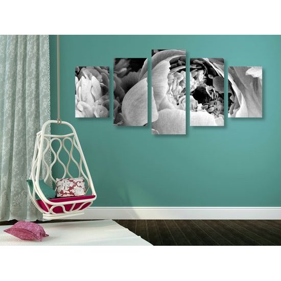 5-dielny obraz detail na kvety v čiernobielom prevedení