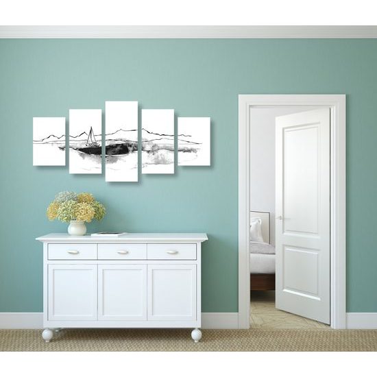 5-dielny obraz osamelá jachta v čiernobielom prevedení