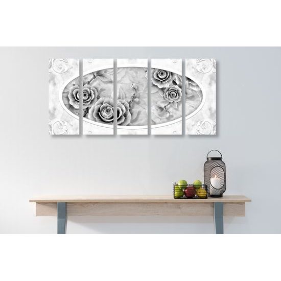 5-dielny obraz nádherné historické ruže v čiernobielom prevedení