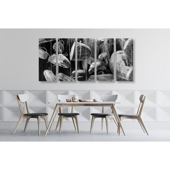 5-dielny obraz visiace pečivo v čiernobielom prevedení