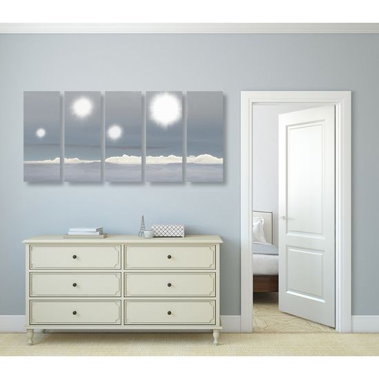 5-dielny obraz odrazy slnka nad zahmlenou krajinou