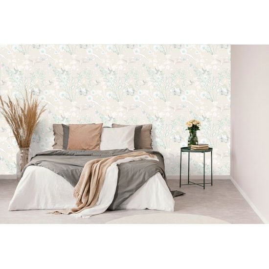 Tapata nežná lúka plná vtáčikov