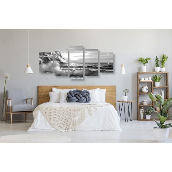 5-dielny obraz nekľudné more v čiernobielom prevedení